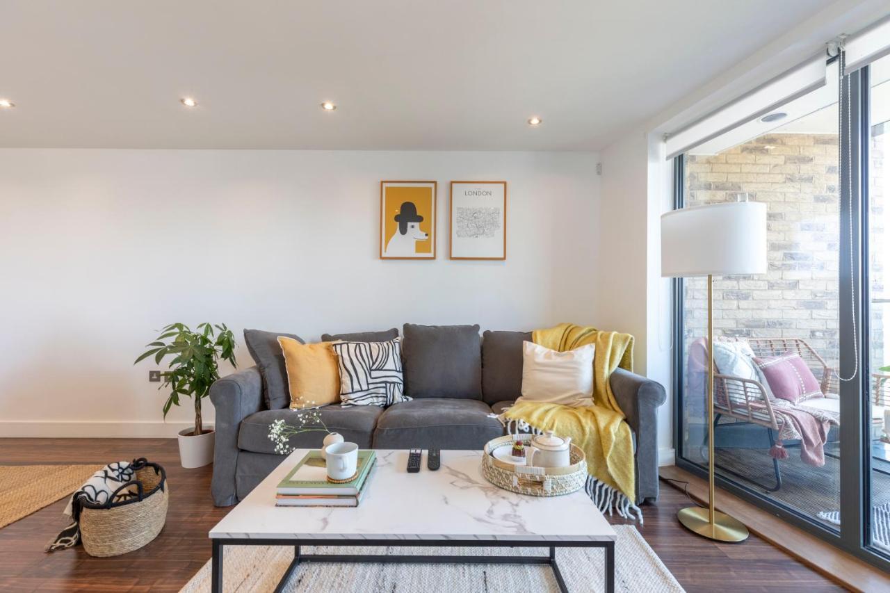 Modern Luxe Apt Just 10 Mins From Tower Bridge! Easy Access To Tube And Bus London Exteriör bild