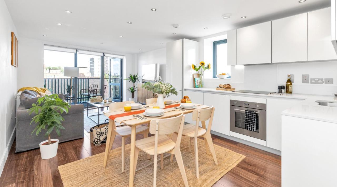 Modern Luxe Apt Just 10 Mins From Tower Bridge! Easy Access To Tube And Bus London Exteriör bild